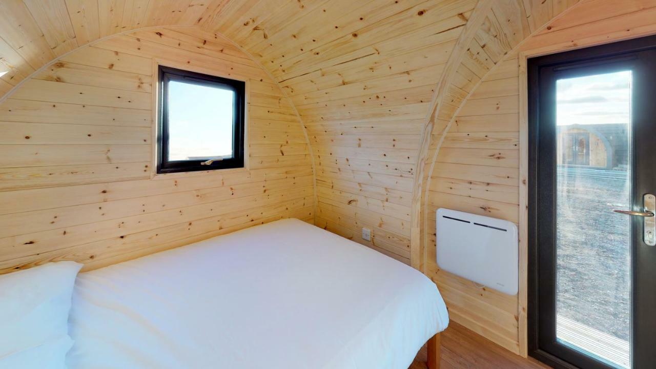 Camping Pods, Marlie Holiday Park นิวรอมนีย์ ภายนอก รูปภาพ